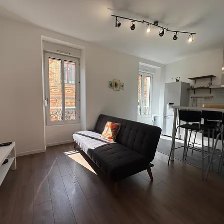 Le Wagram - 5pers - Wi-fi - Home&service Apartmán *
